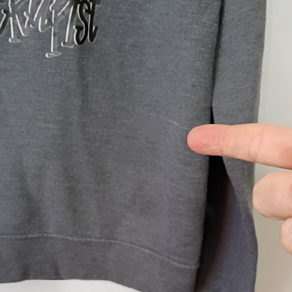 Fruit of the Loom Hair Stylist Graphic Sweater Womens Small Gray “Hair Therapist - Picture 6 of 11